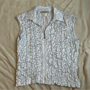 Nueva White Vest